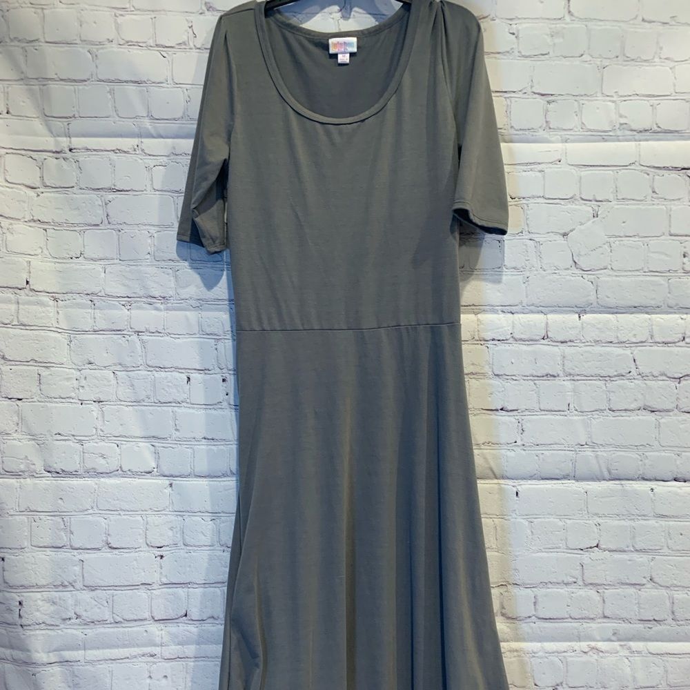 Lularoe Charcoal Gray Maria Dress size Medium